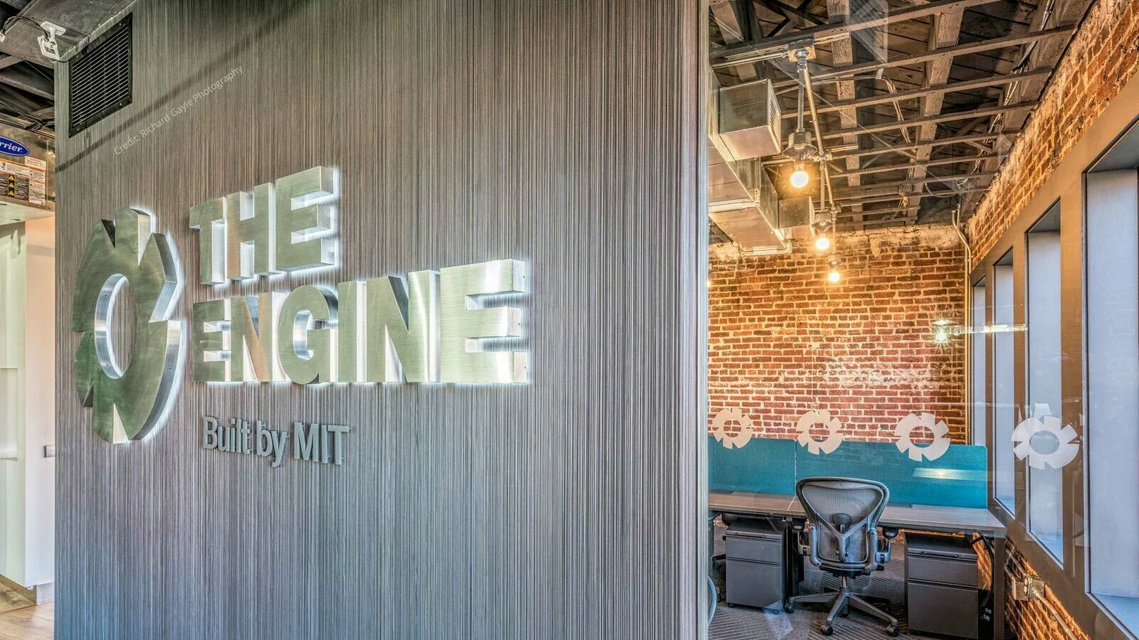  2021/12/MIT-The-Engine_06-richardgaylephotography-1-e1642107515862.jpg 